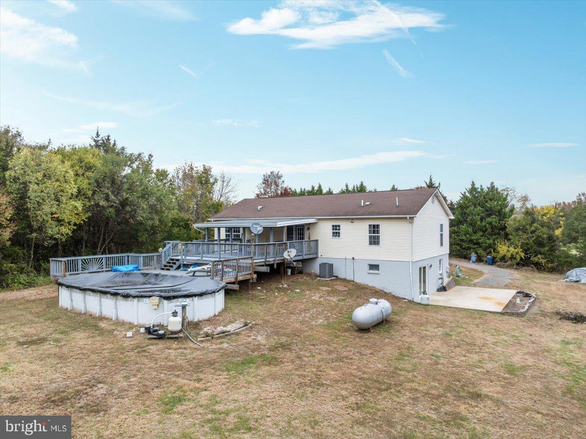 10346 Groves Farm Road Midland, VA 22728 - Photo 34 of 36 an aerial view of a house with pool table and chairs