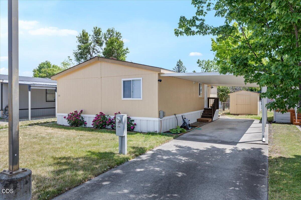 6850 Downing Road, Unit SPC 60 Central Point, OR 97502 - Photo 1 of 26