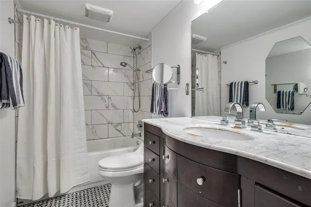 a view of house with yard