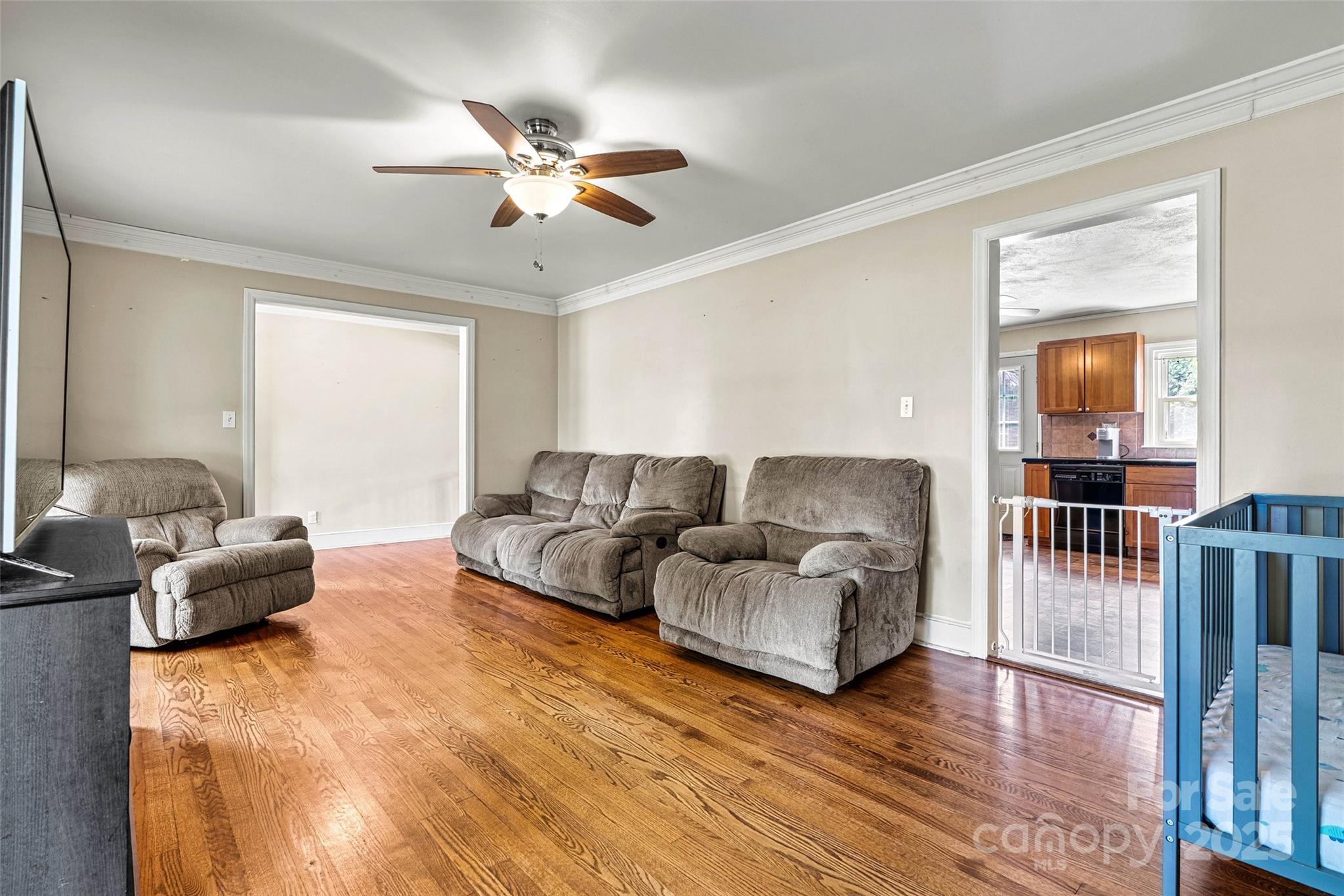 693 Fielding Road Charlotte, NC 28214 - Photo 12 of 32 Gallery Image 12