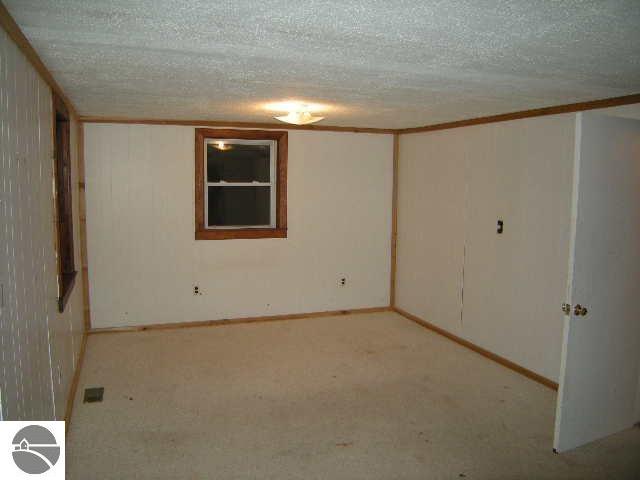 11322 Fowler Road Honor, MI 49640 - Photo 8 of 13 1740931-7.JPG