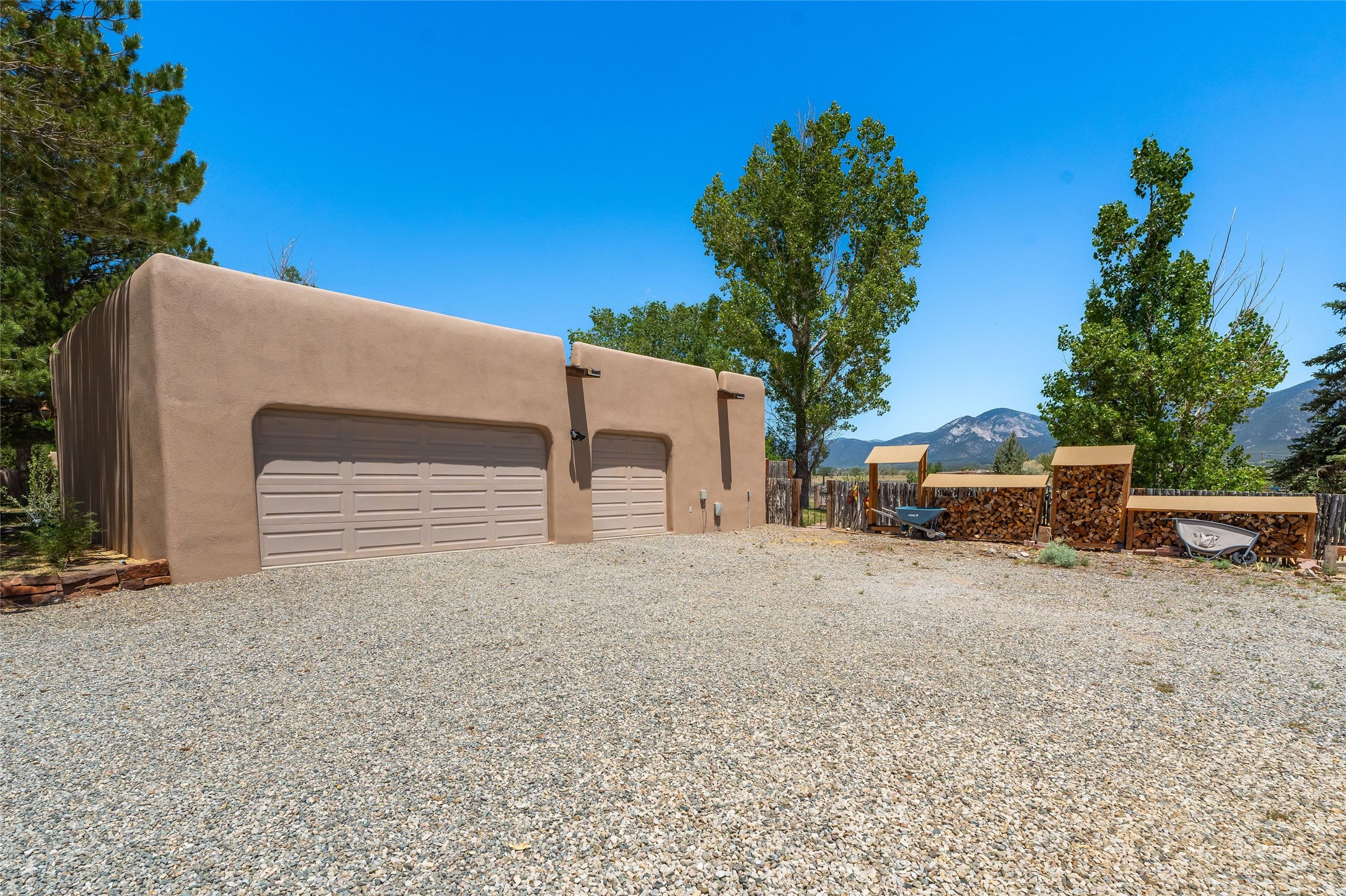 35 North Mesa Road El Prado, NM 87529 - Photo 53 of 55
