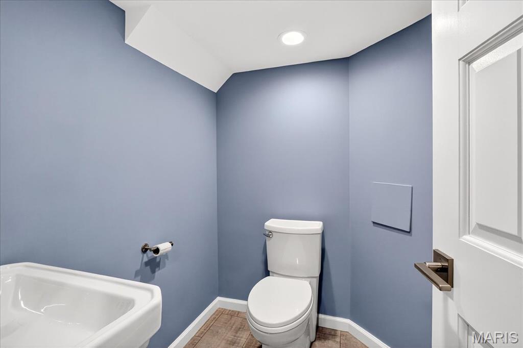 12759 Ladue Road Creve Coeur, MO 63141 - Photo 51 of 77 Gallery Image 51