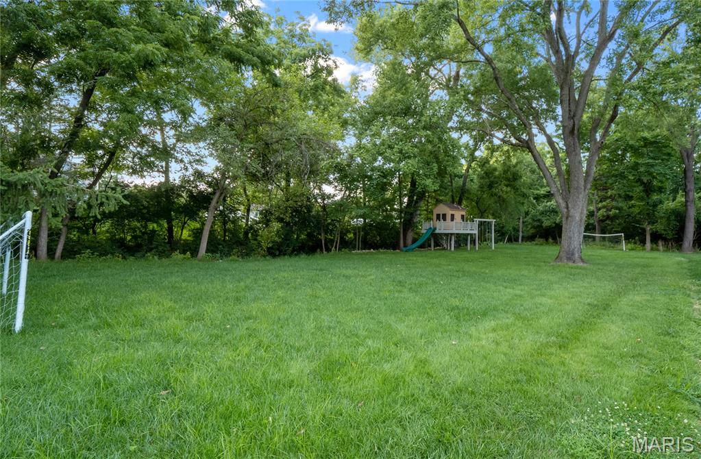 12759 Ladue Road Creve Coeur, MO 63141 - Photo 63 of 77 Gallery Image 63