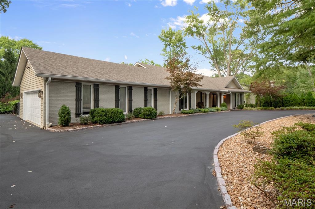 12759 Ladue Road Creve Coeur, MO 63141 - Photo 66 of 77 Gallery Image 66