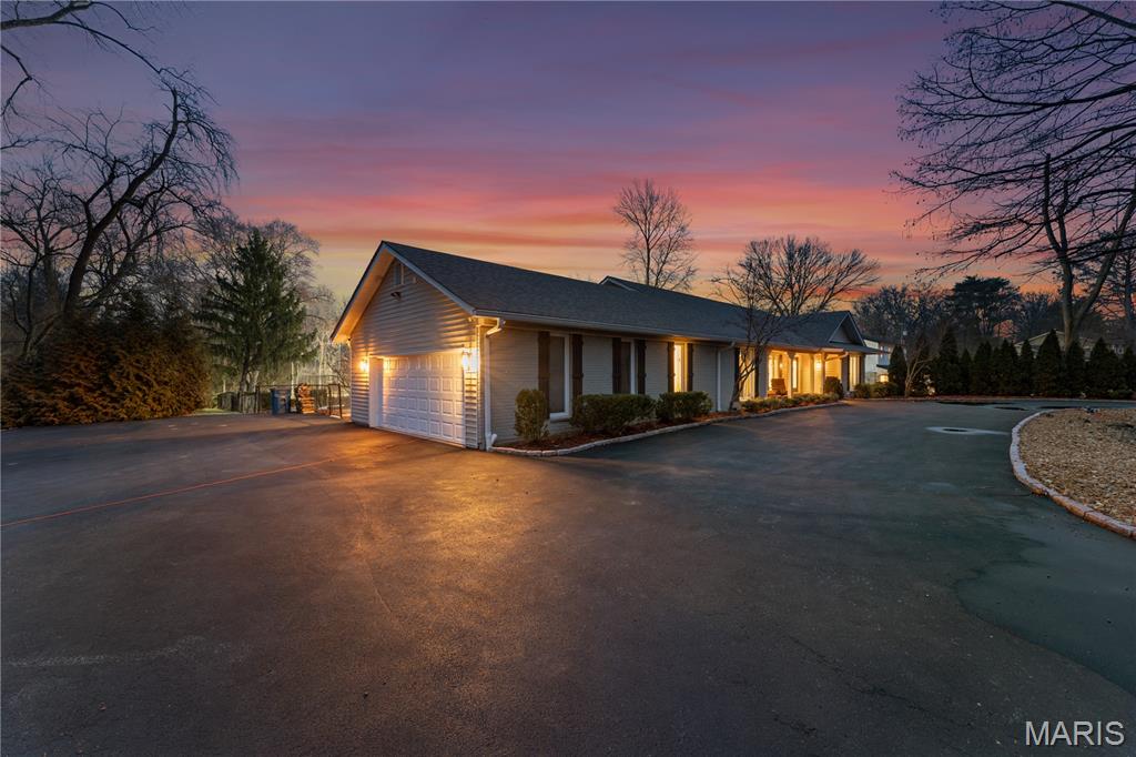12759 Ladue Road Creve Coeur, MO 63141 - Photo 68 of 77 Gallery Image 68