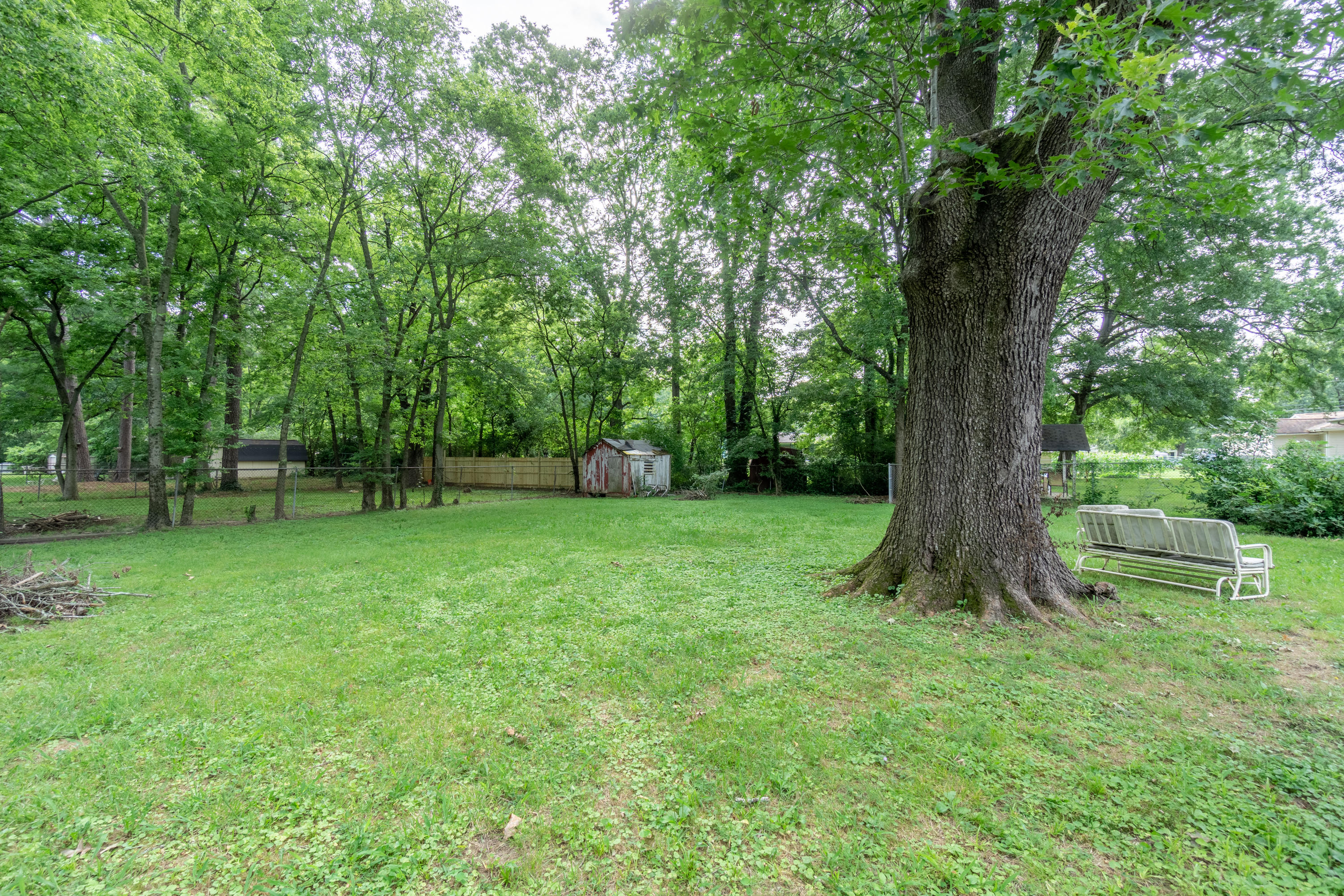 614 South Moore Road Chattanooga, TN 37412 - Photo 25 of 27 614 S. Moore-34