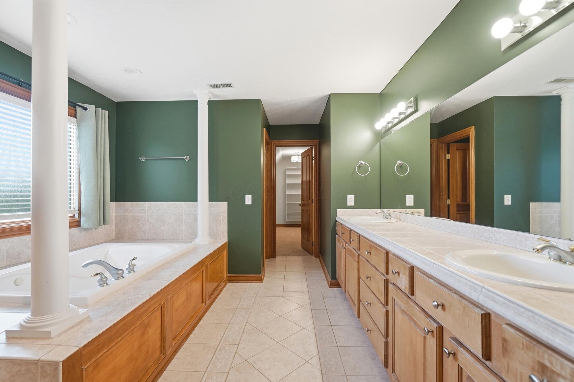 5585 Ketch Street Lewis Center, OH 43035 - Photo 64 of 129 64_063