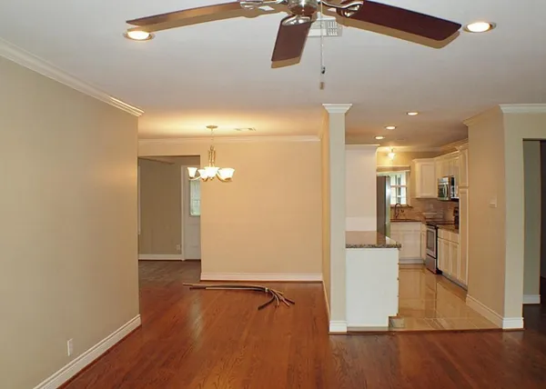 $2,400 | 3010 Castlewood Street, Houston, TX 77025