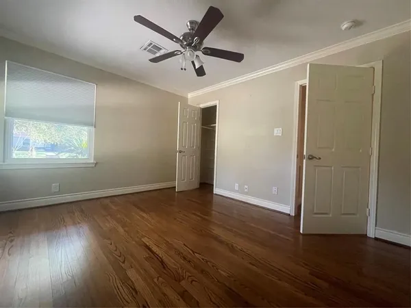 $2,400 | 3010 Castlewood Street, Houston, TX 77025