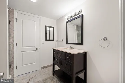 $400,000 | 6101 Edsall Road, Unit 1212, Alexandria, VA 22304