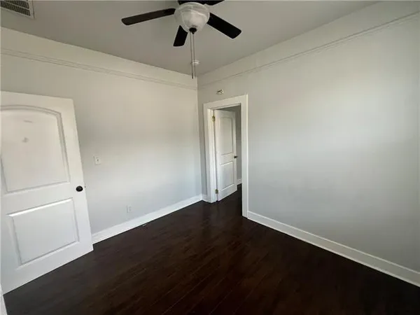 $1,500 | 2012 East Beauregard Street, Chalmette, LA 70043