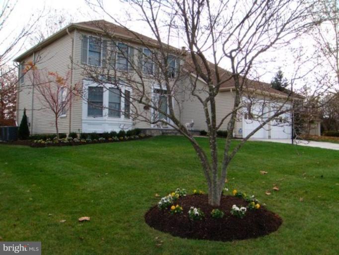 12625 Thunder Chase Drive Reston, VA 20191 - Photo 5 of 25 Exterior #2