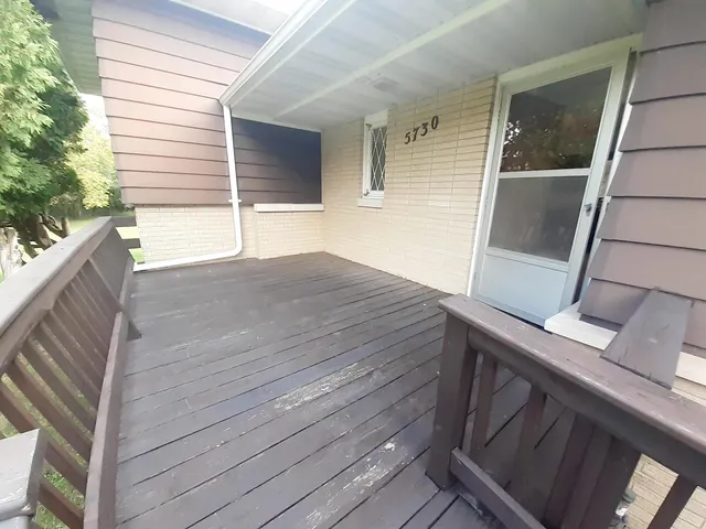 $374,900 | 5730 North Ballard Road, Appleton, WI 54913