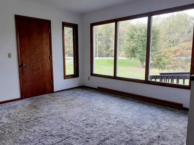 $374,900 | 5730 North Ballard Road, Appleton, WI 54913