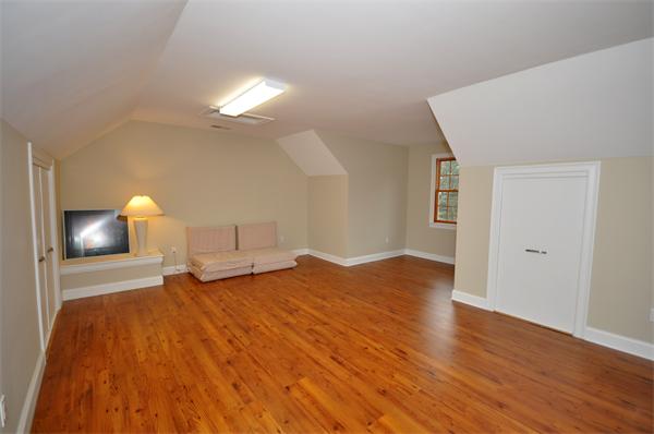 18 Hudson Road Lexington, MA 02421 - Photo 26 of 28