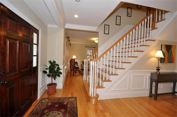18 Hudson Road Lexington, MA 02421 - Photo 3 of 28