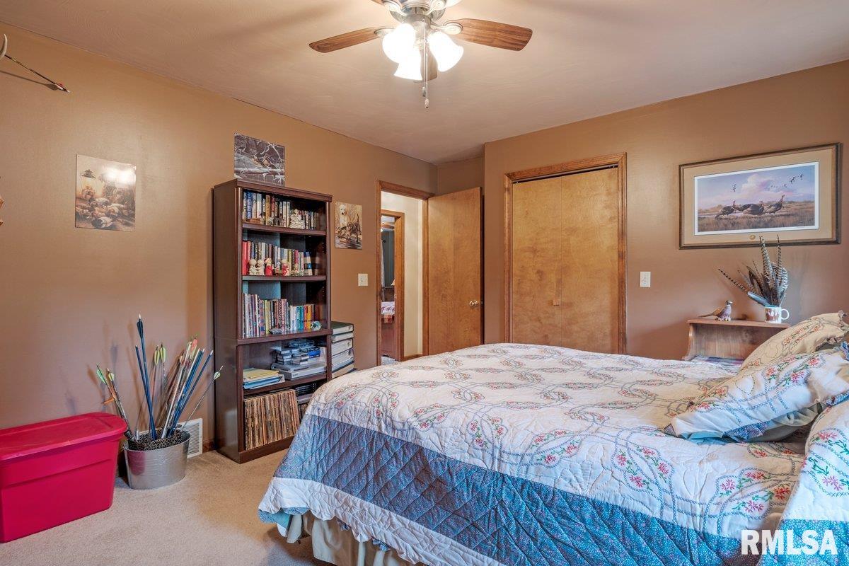 8121 Tack Lane Springfield, IL 62712 - Photo 24 of 39