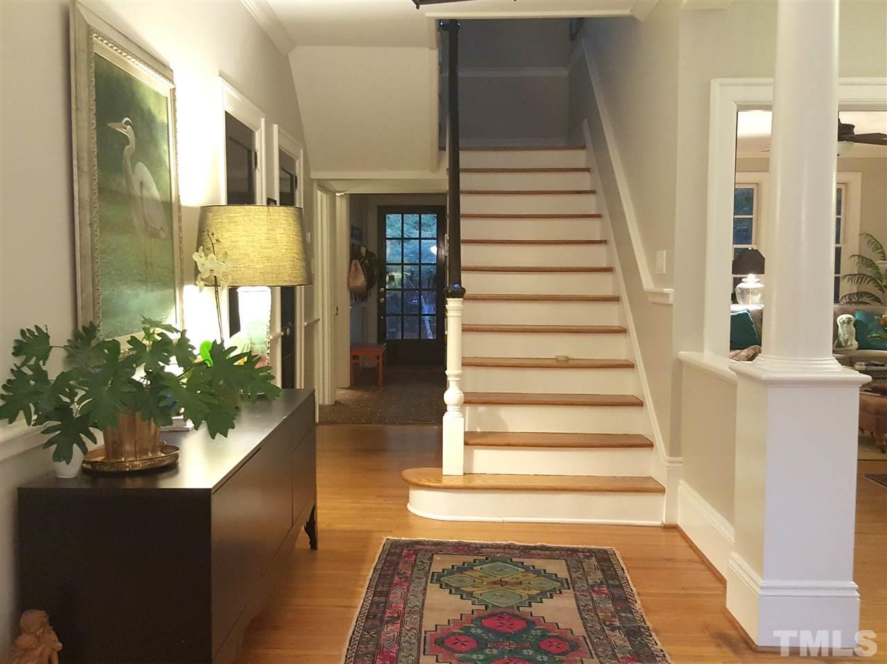 302 Hawthorne Road Raleigh, NC 27605 - Photo 4 of 25