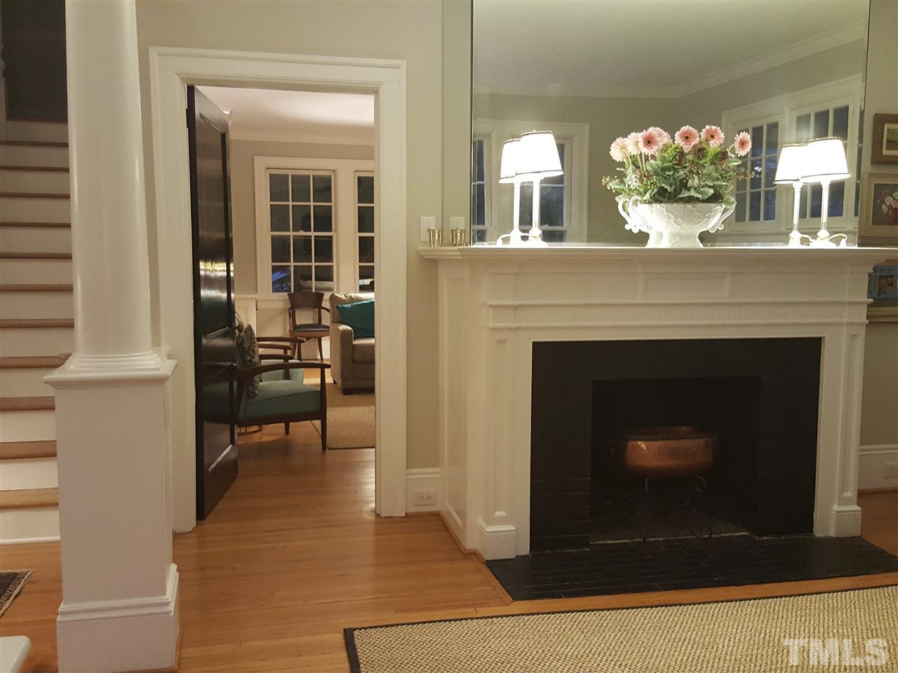 302 Hawthorne Road Raleigh, NC 27605 - Photo 9 of 25