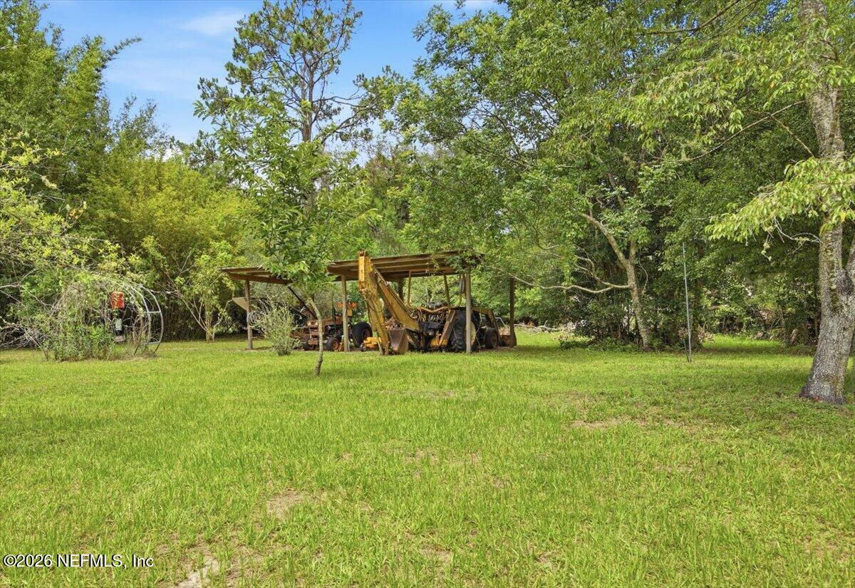 508 Georgetown Shortcut Road Georgetown, FL 32139 - Photo 25 of 32 25-Tractor Parking