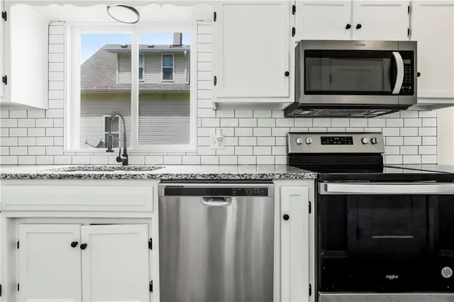 $215,000 | 207 North 15th Street, Kansas City, KS 66102