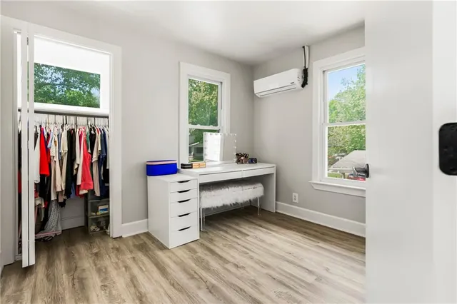 $215,000 | 207 North 15th Street, Kansas City, KS 66102