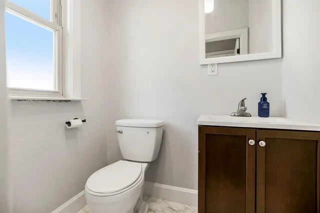 $215,000 | 207 North 15th Street, Kansas City, KS 66102