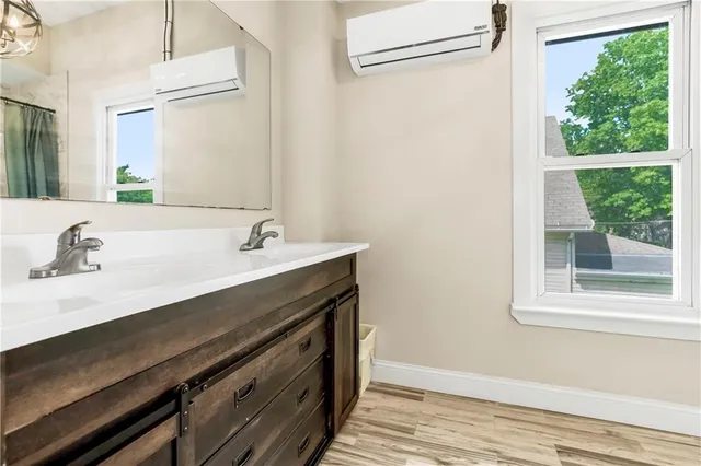 $215,000 | 207 North 15th Street, Kansas City, KS 66102