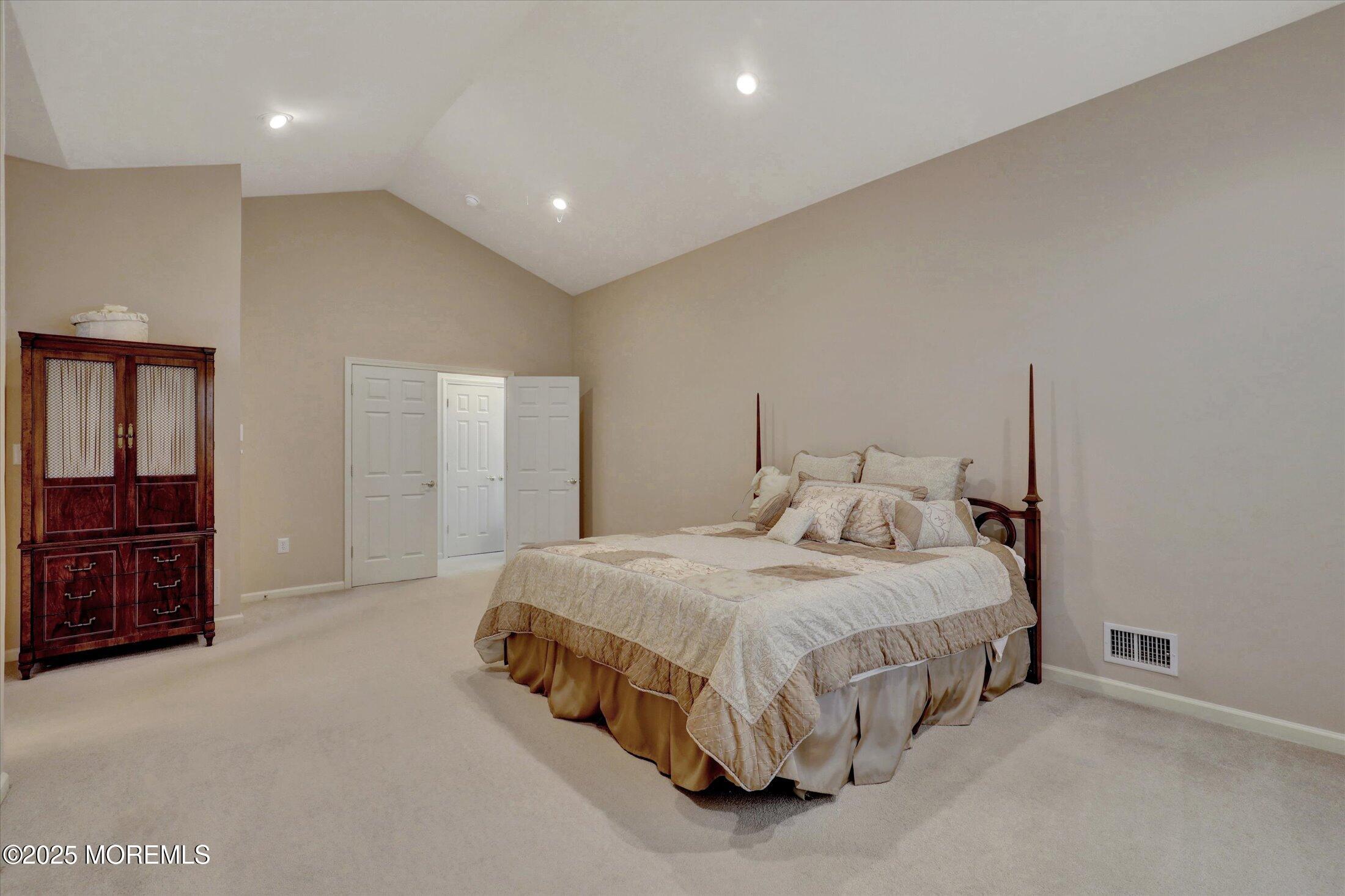 117 Gables Way Jackson, NJ 08527 - Photo 13 of 42 21-Primary Bedroom