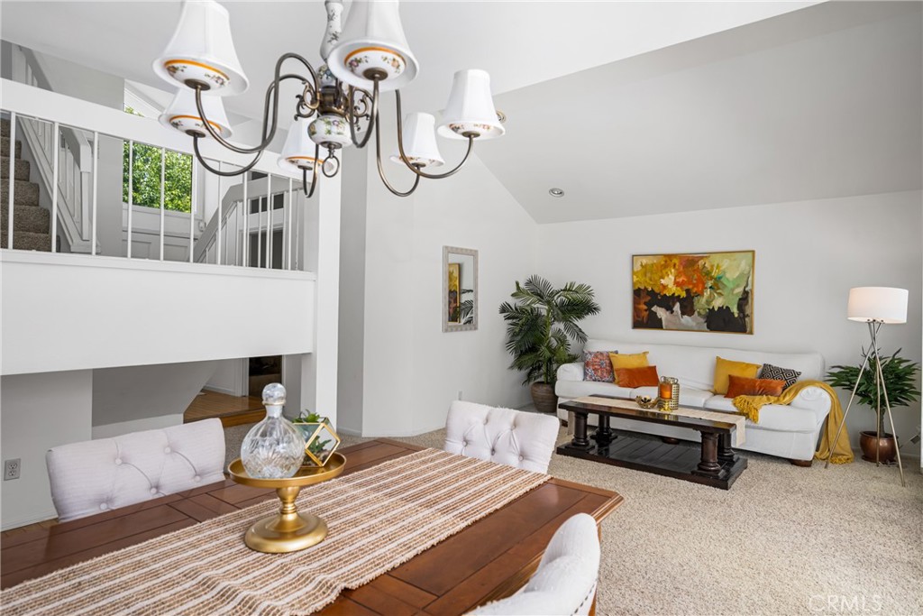 10 Brookstone Avenue Irvine, CA 92604 - Photo 15 of 67 Looking towards the front door to the left