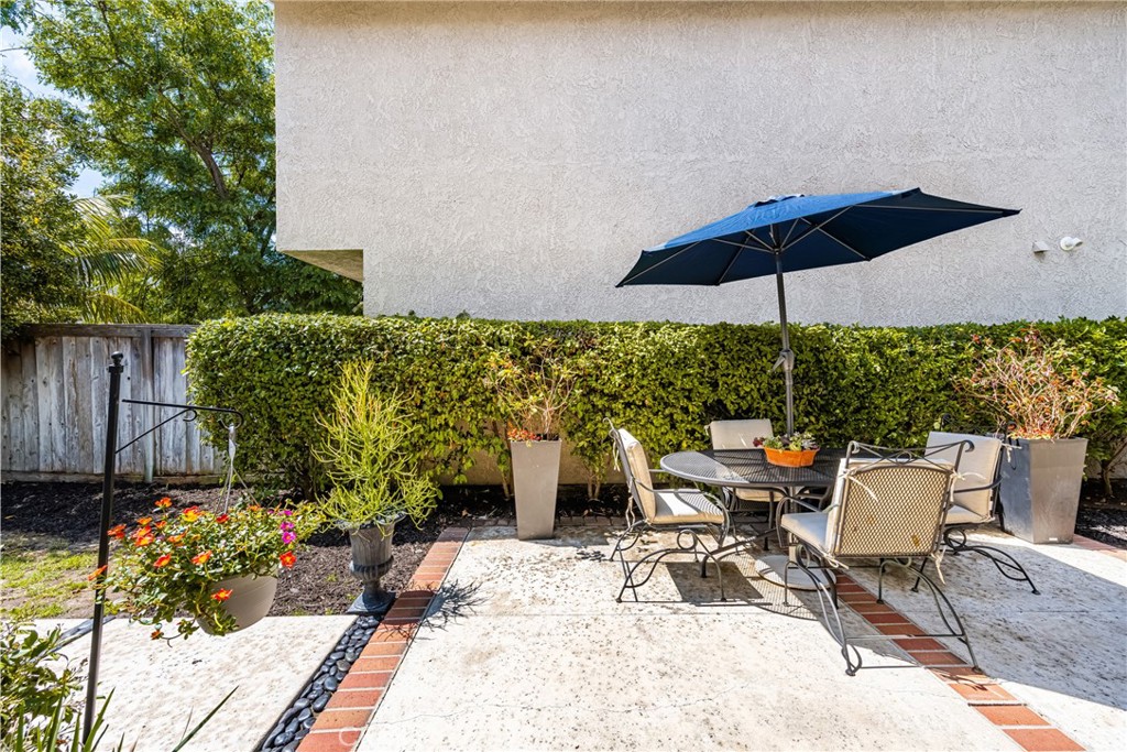 10 Brookstone Avenue Irvine, CA 92604 - Photo 46 of 67 View from the Family Room