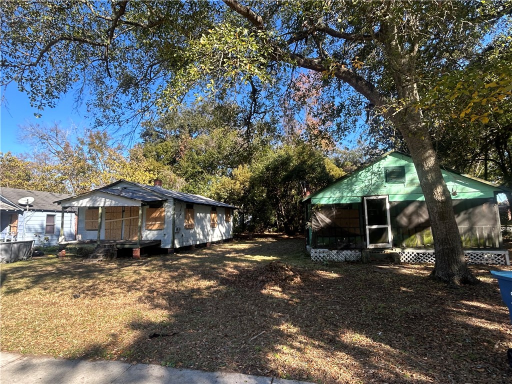 2300-2304 Gordon Street Brunswick, GA 31520 - Photo 2 of 10
