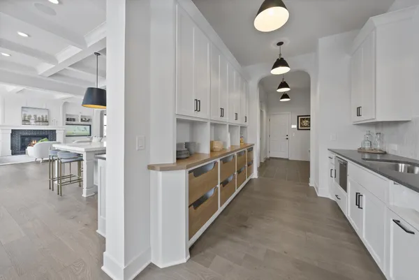 $2,048,580 | 4738 Ogden Trail North, Stillwater, MN 55082