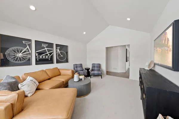 $2,048,580 | 4738 Ogden Trail North, Stillwater, MN 55082