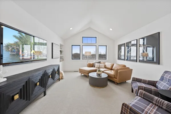 $2,048,580 | 4738 Ogden Trail North, Stillwater, MN 55082