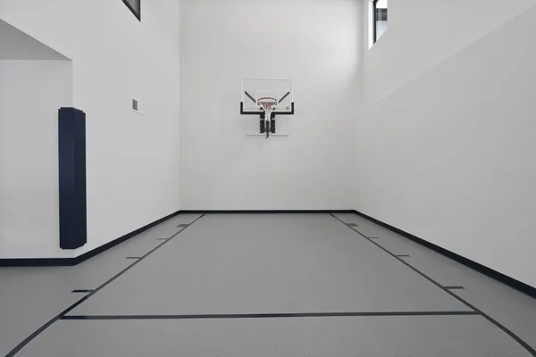 $2,048,580 | 4738 Ogden Trail North, Stillwater, MN 55082