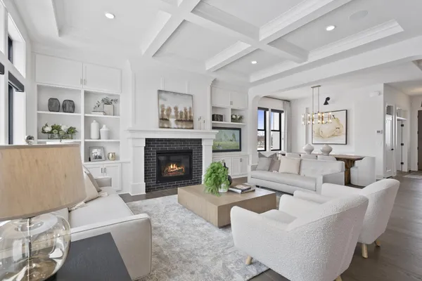 $2,048,580 | 4738 Ogden Trail North, Stillwater, MN 55082