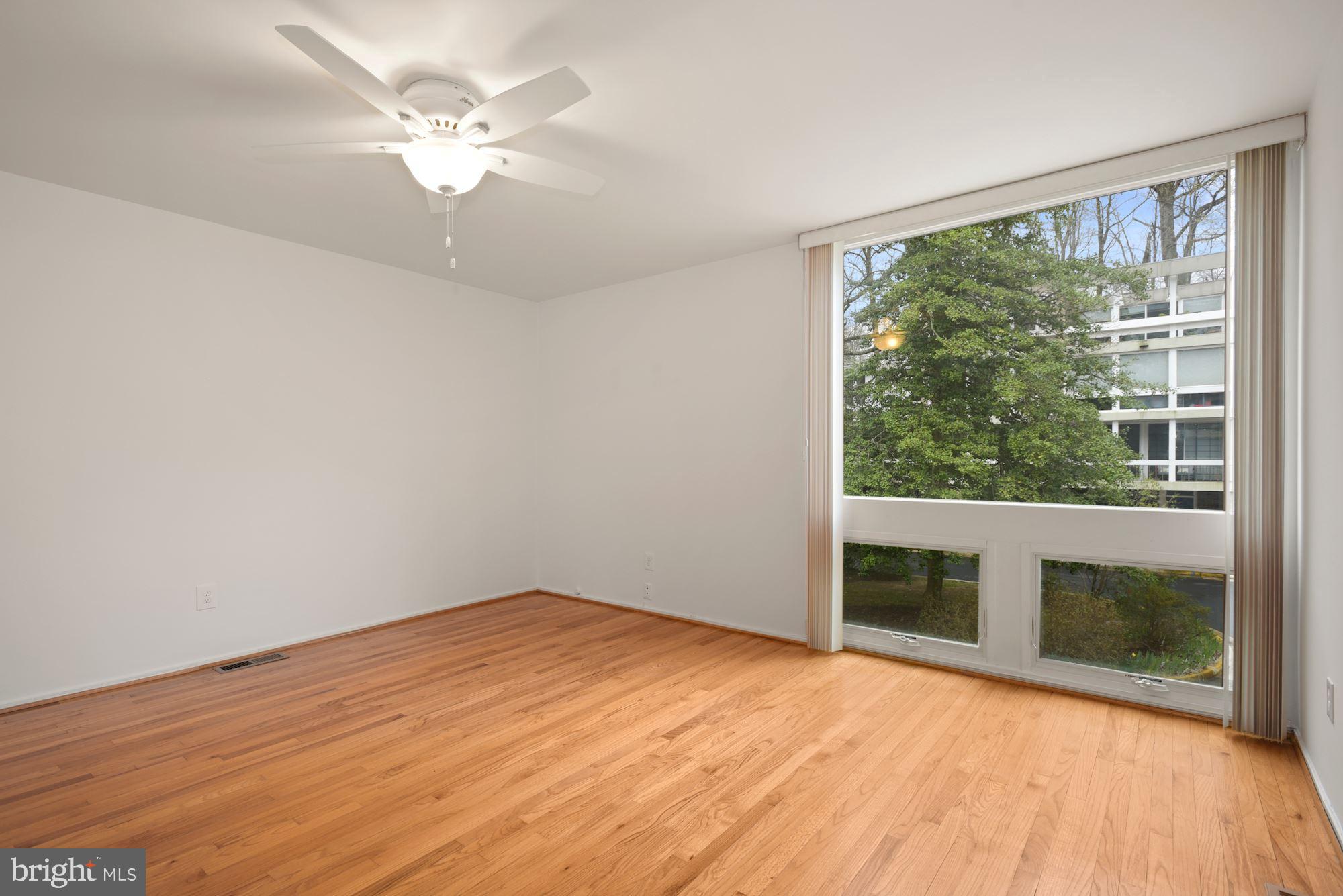 11520 Hickory Cluster Reston, VA 20190 - Photo 26 of 35