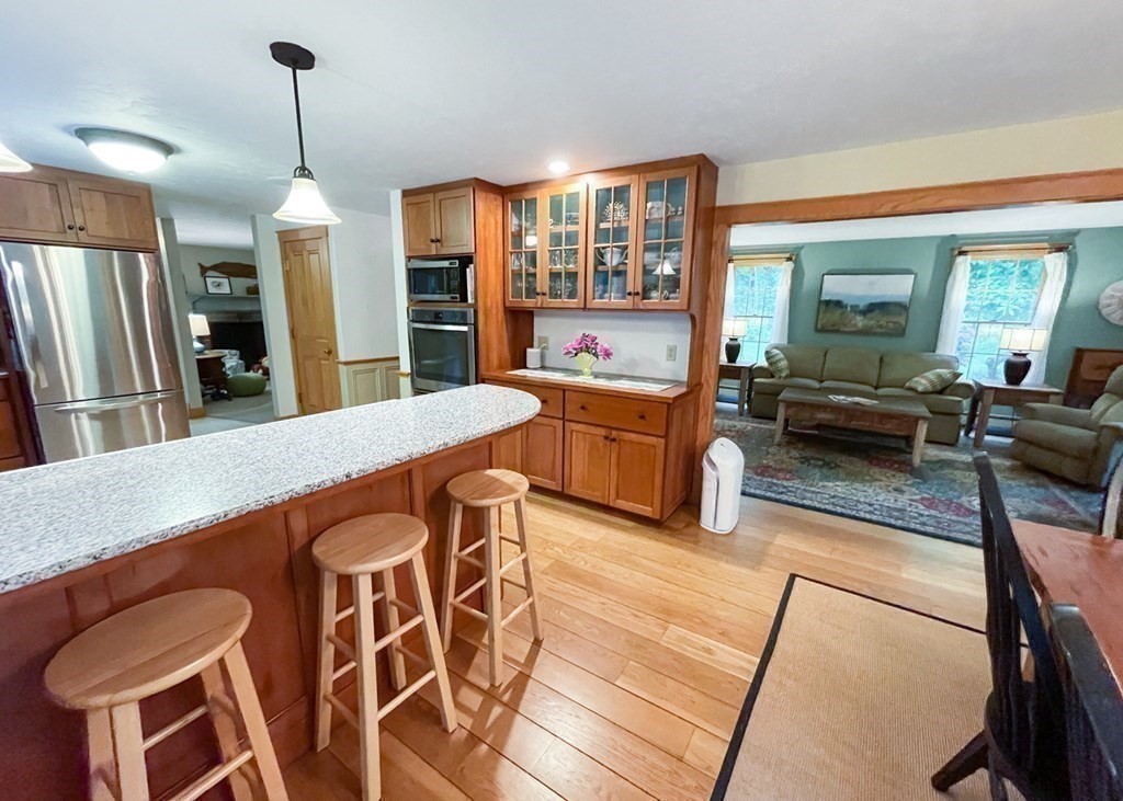 56 Prospect Street Rutland, MA 01543 - Photo 13 of 42