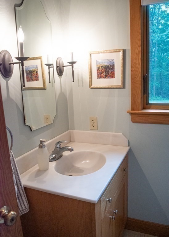 56 Prospect Street Rutland, MA 01543 - Photo 20 of 42
