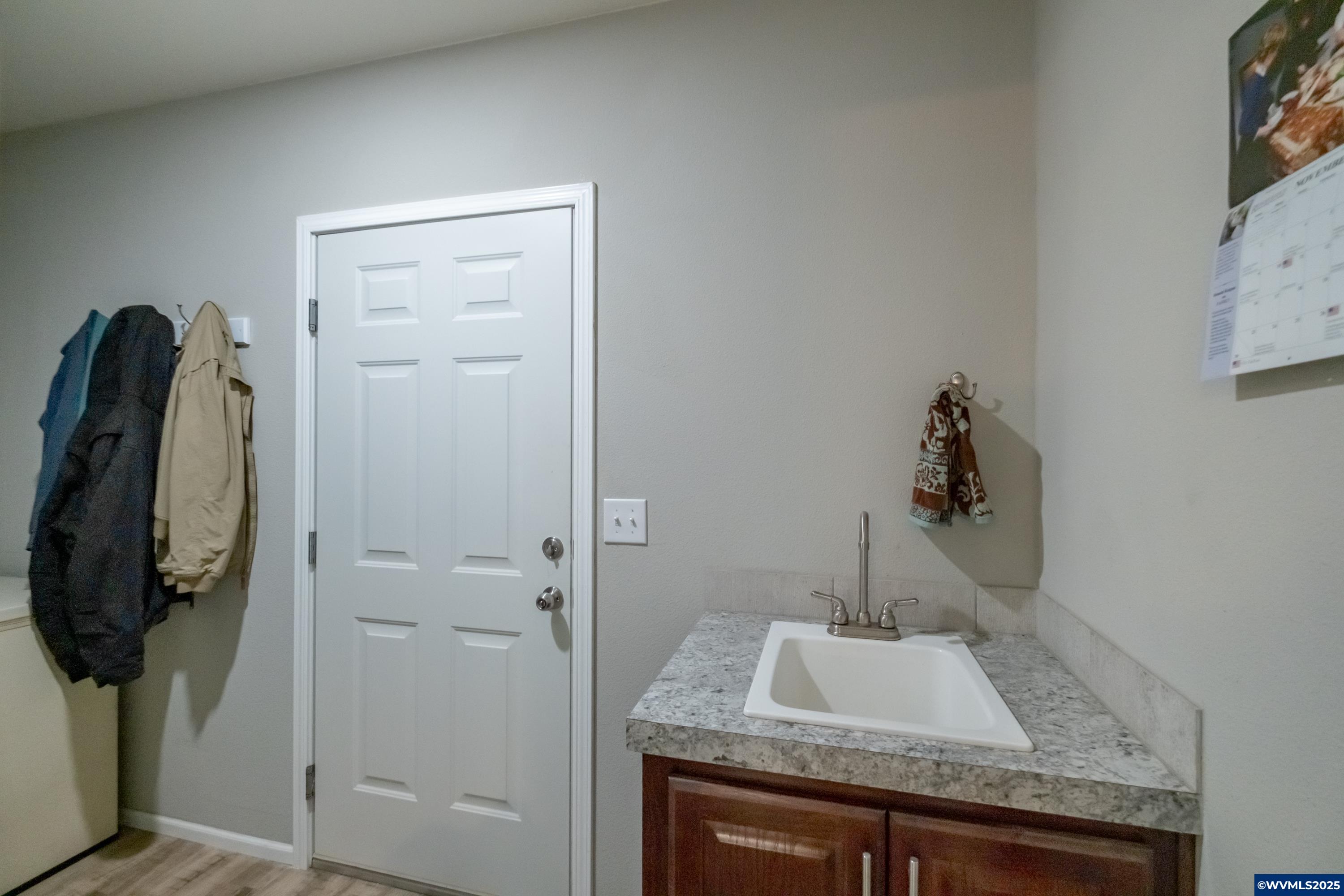 34821 Ede Road Lebanon, OR 97355 - Photo 27 of 50 Gallery Image 27