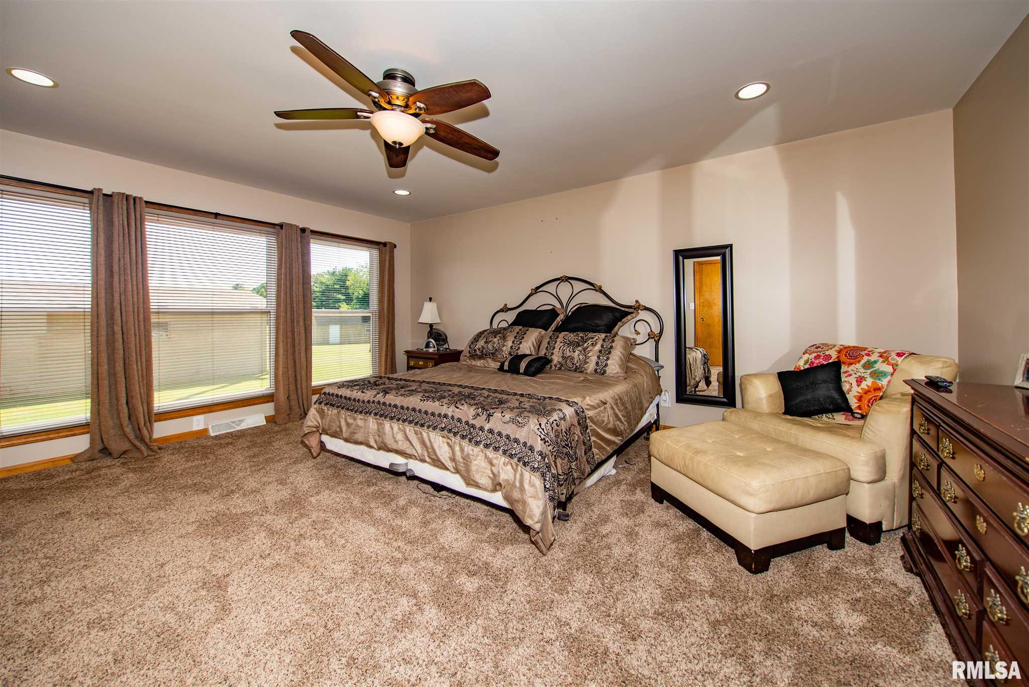 90 Golf Course Road Eldorado, IL 62930 - Photo 33 of 45 Gallery Image 33
