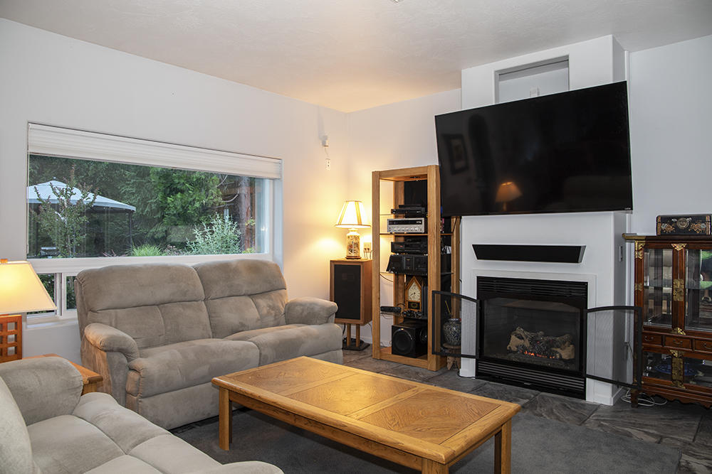 8566 Deer Creek Road Selma, OR 97538 - Photo 13 of 74 13