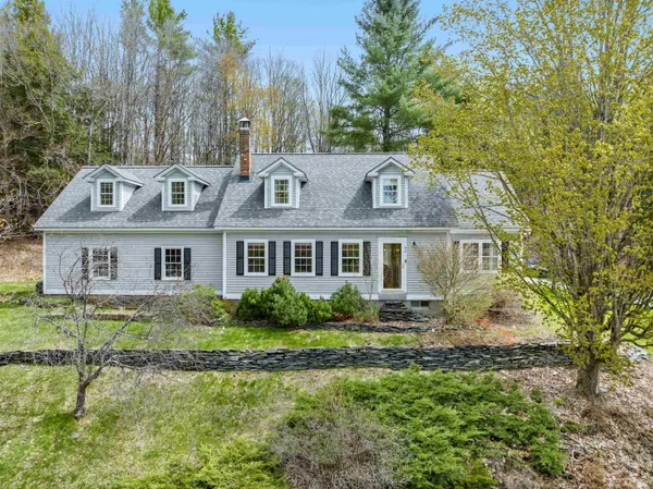 $485,000 | 92 Coolidge Circle, St. Johnsbury, VT 05819
