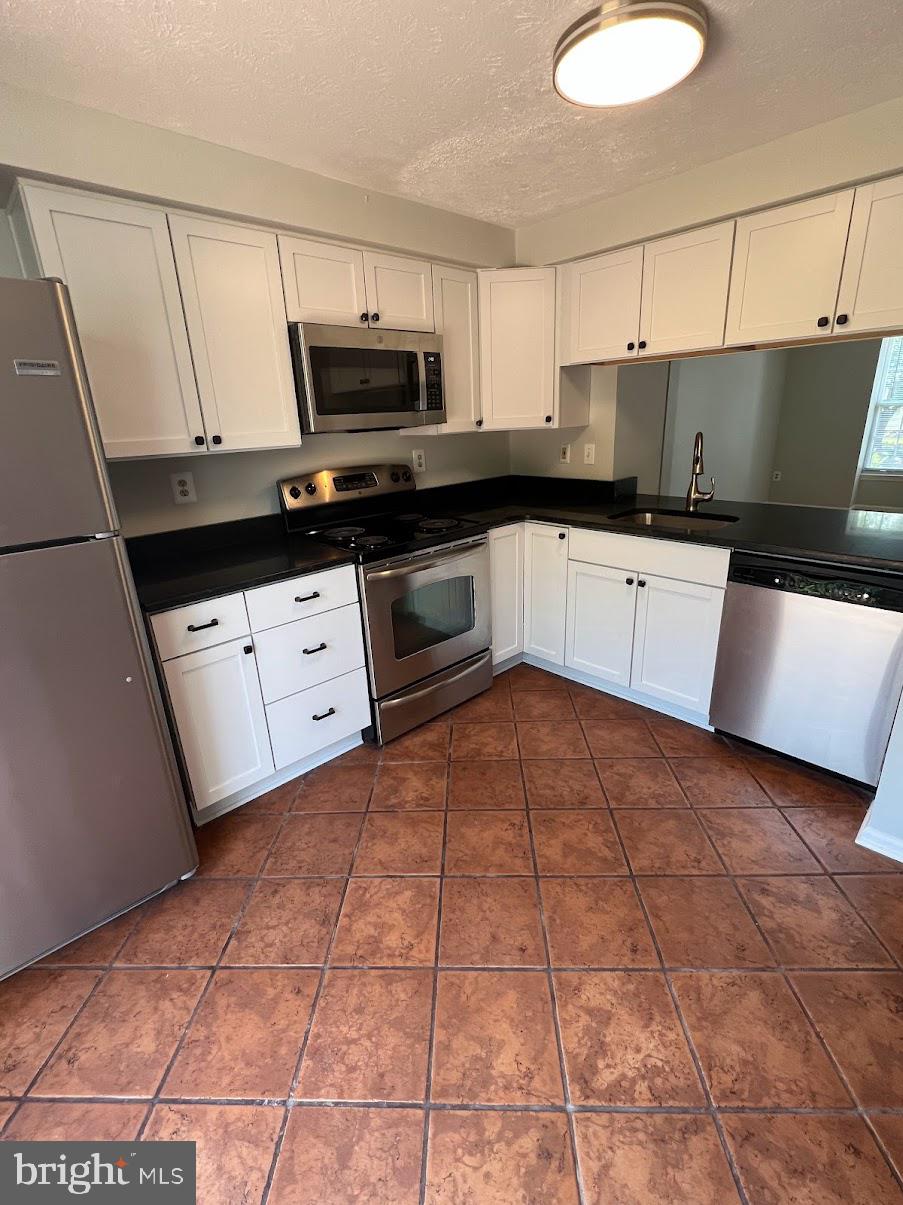 2205 Riding Crop Way Windsor Mill, MD 21244 - Photo 4 of 21