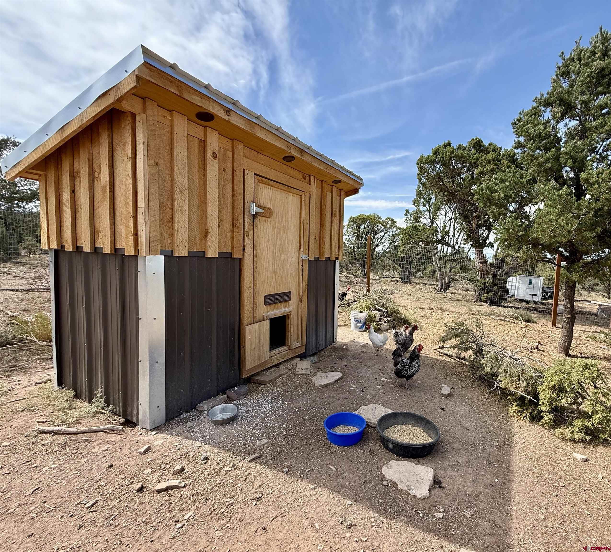 75707 B76 Road Crawford, CO 81415 - Photo 22 of 44 a view of a house with backyard