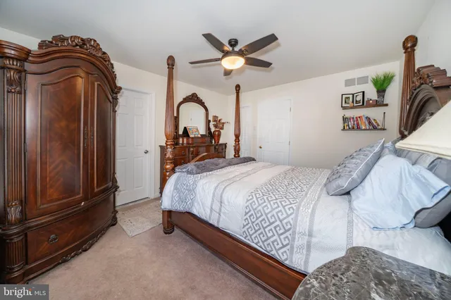 $399,900 | 201 Thomas Lane South, Newark, DE 19711