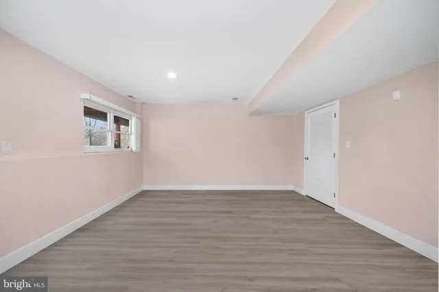 $399,900 | 201 Thomas Lane South, Newark, DE 19711