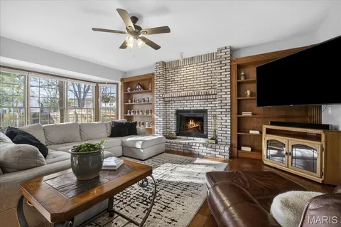 $495,000 | 609 Wyatt Drive, St. Peters, MO 63376